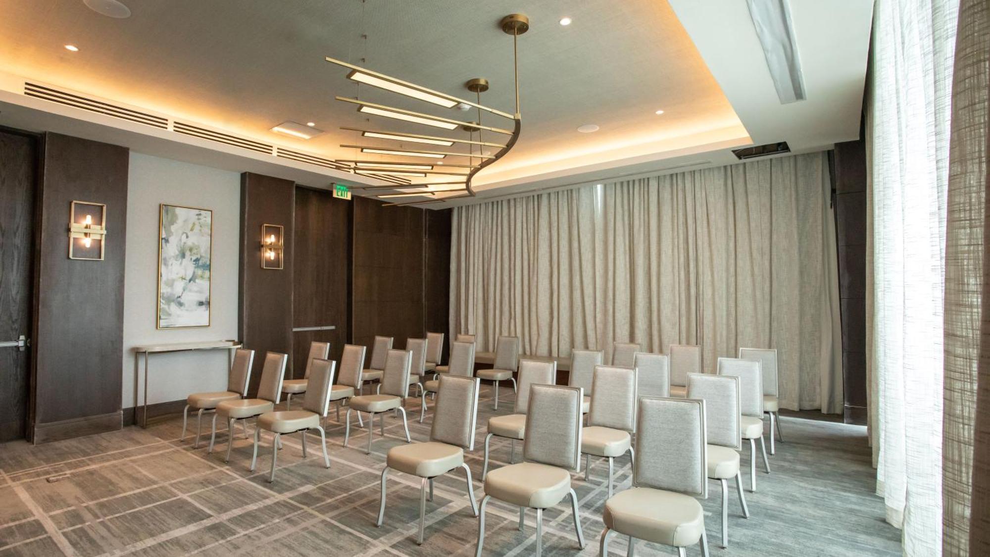 Courtyard By Marriott Santo Domingo Piantini Hotel Екстериор снимка