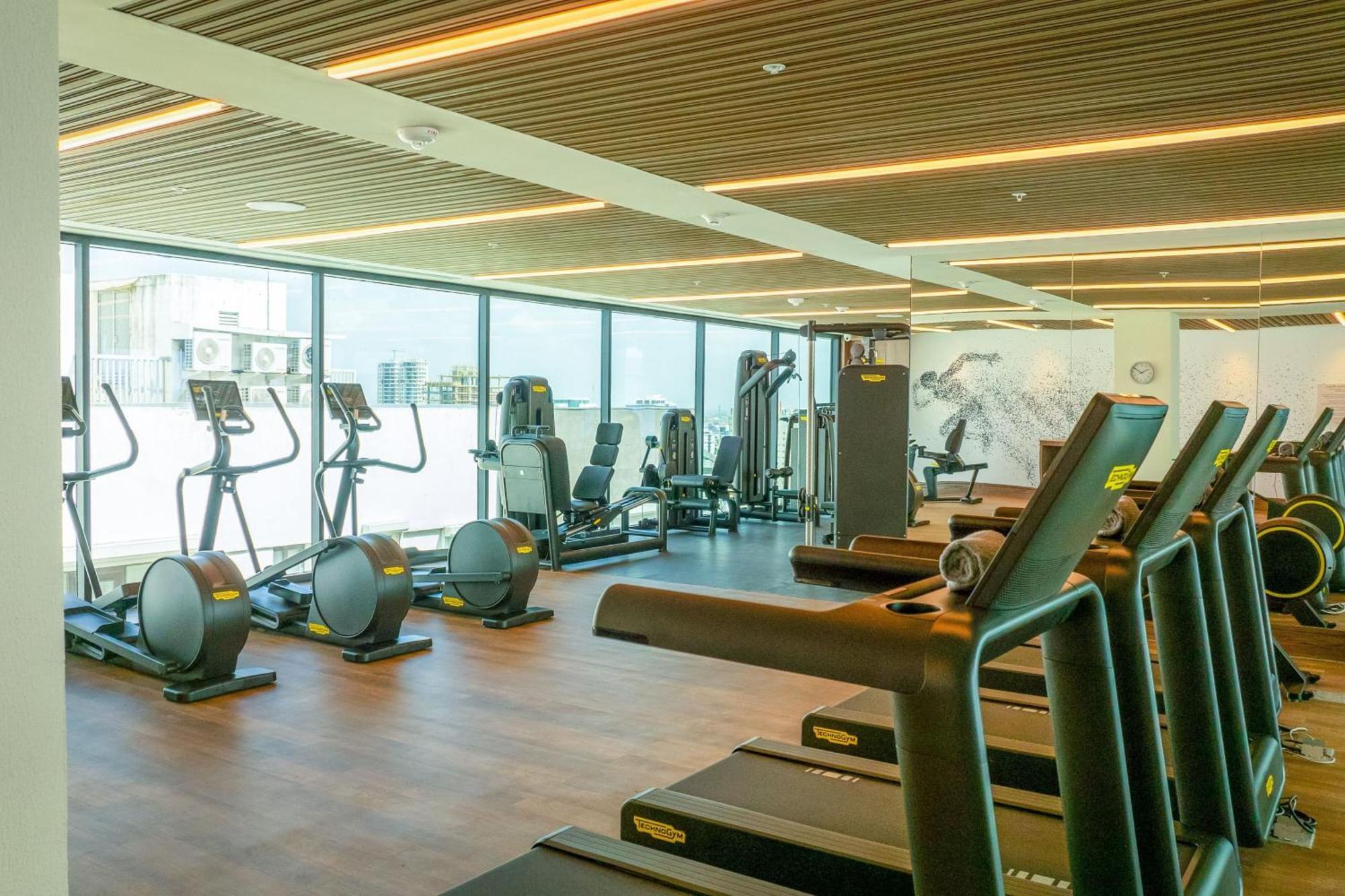 Courtyard By Marriott Santo Domingo Piantini Hotel Екстериор снимка