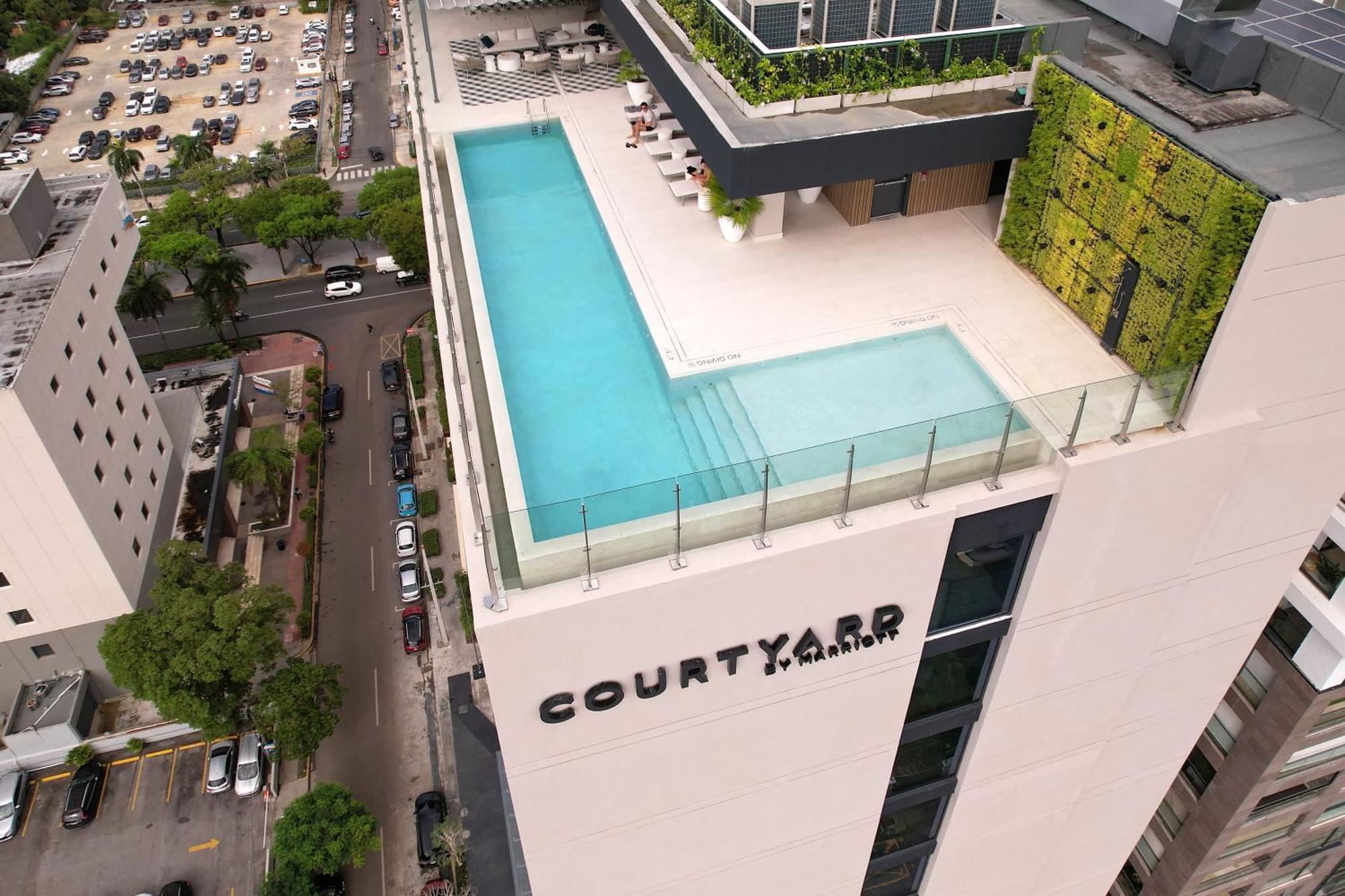 Courtyard By Marriott Santo Domingo Piantini Hotel Екстериор снимка