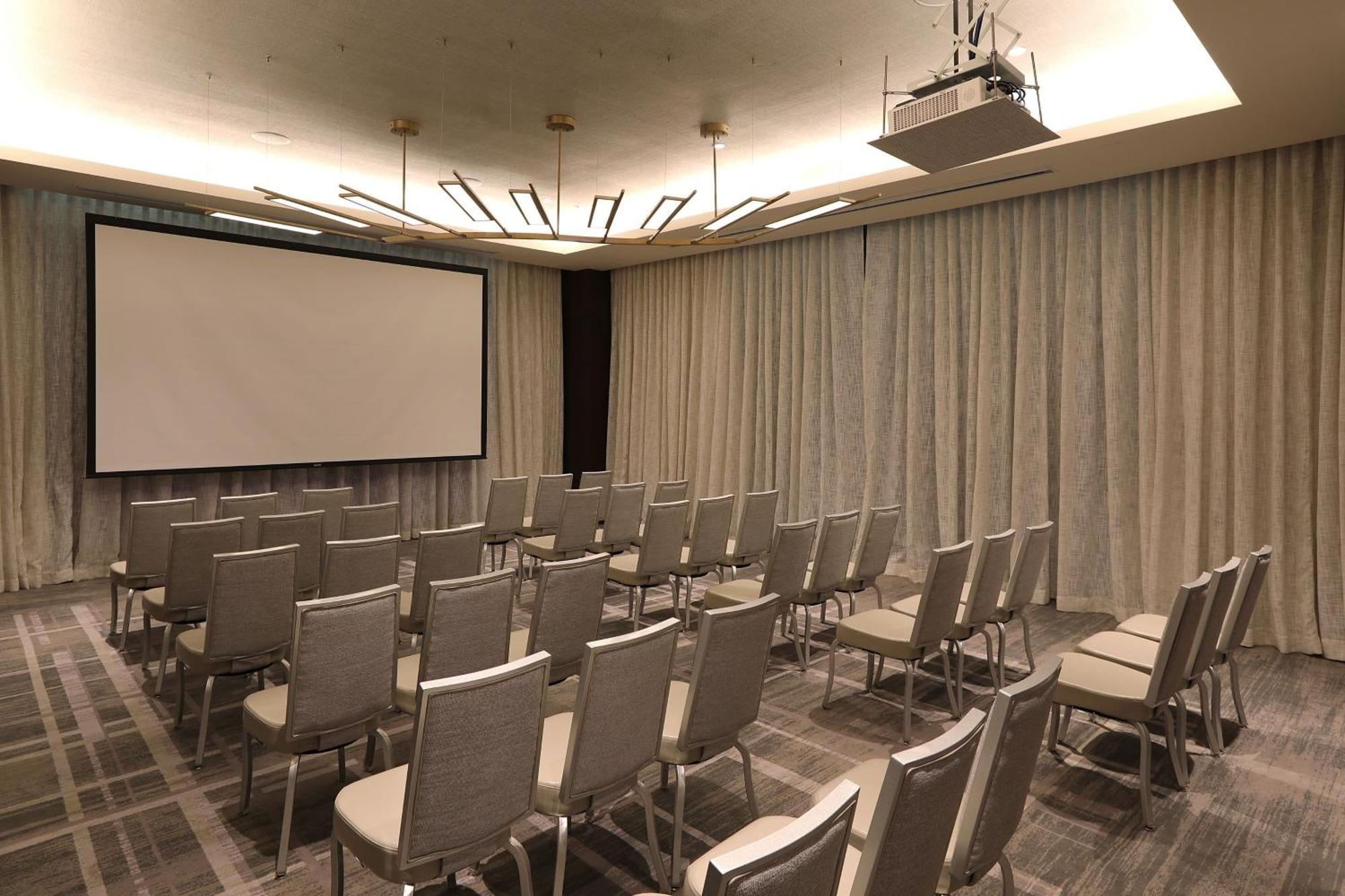 Courtyard By Marriott Santo Domingo Piantini Hotel Екстериор снимка