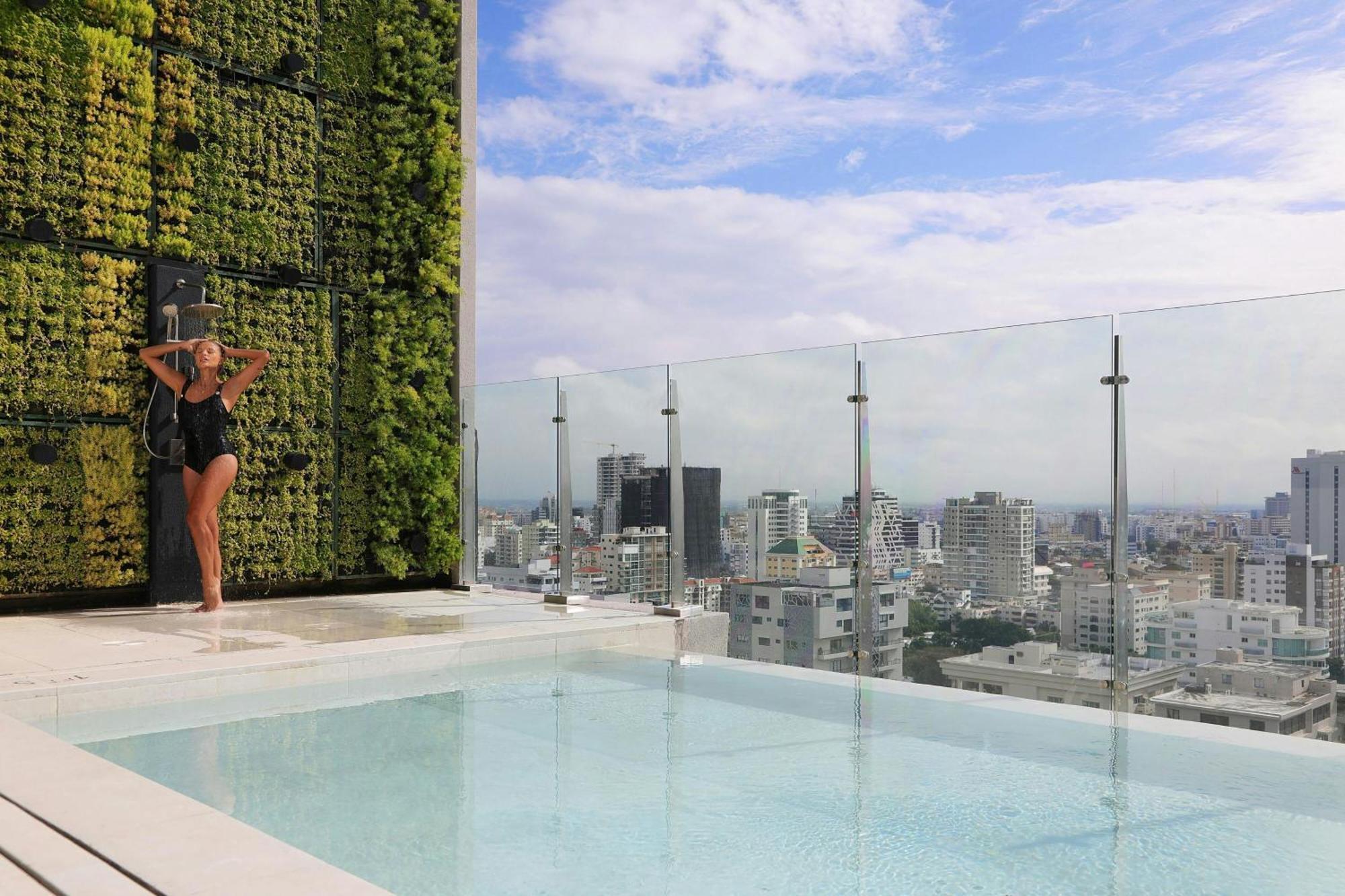 Courtyard By Marriott Santo Domingo Piantini Hotel Екстериор снимка