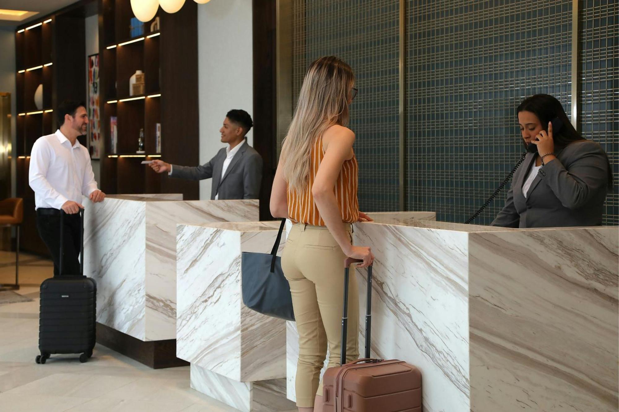 Courtyard By Marriott Santo Domingo Piantini Hotel Екстериор снимка